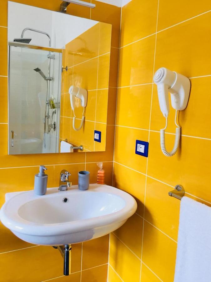 L'Alice B&B Salerno Exteriör bild