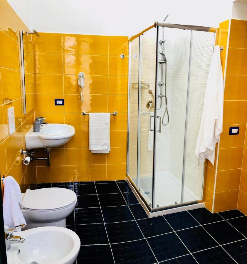 L'Alice B&B Salerno Exteriör bild